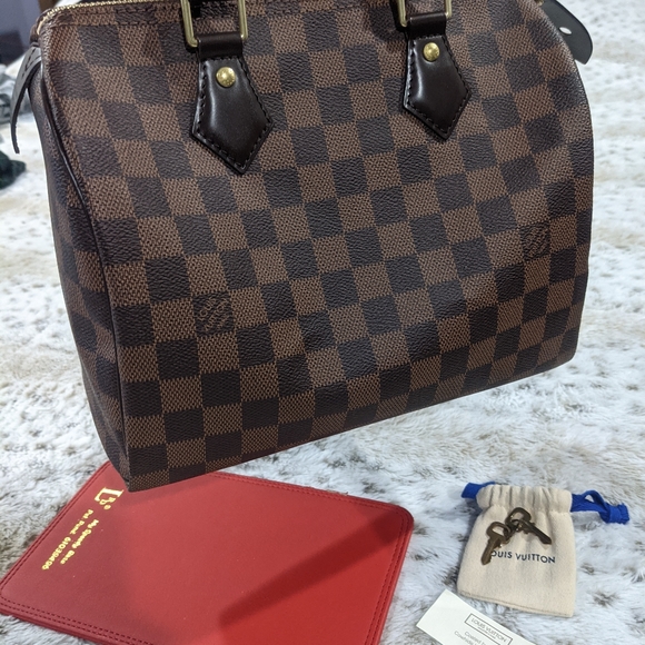 Louis Vuitton Speedy 25 - Picture 12 of 13